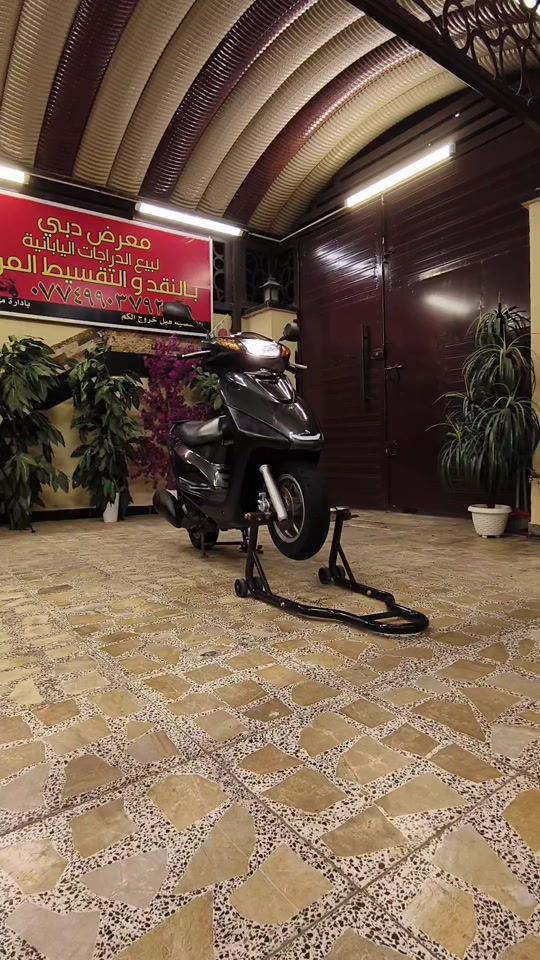 للبيع ( اكزز تريت) ( ياباني) للاستفسار/***********/ حاوية رمبة مكفولة كفالة عامة من معرض دبي لبيع الدراجات اليابانية والكهربائية الاعضمية قبل خروج الكم بإدارة مهند الدبي
