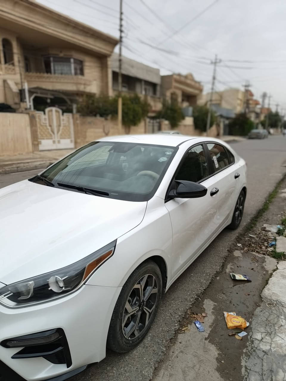 السلام عليكم...
فورتي موديل ٢٠٢١... 
مضروبه قطعتين... 
للستفسار تواصل خاص...


**إذا كنت صاحب هذا الإعلان وتريد حذفه لأي سبب، رجاءا أرسل رسالة إلى الدعم الفني**