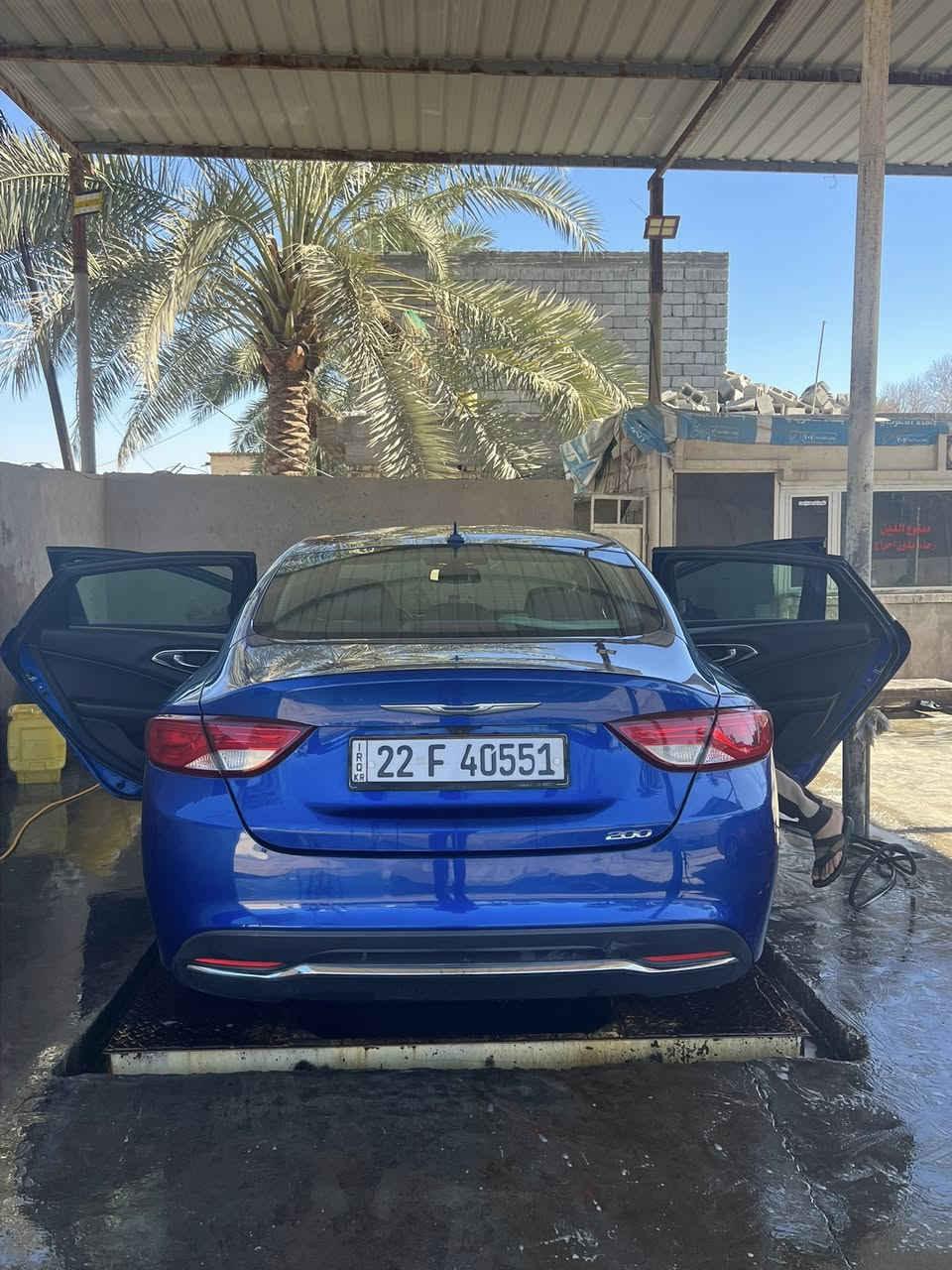 سلام عليكم c200 كرايزلر  2016 مكينه 2400 
شاشة كبيره 
كامره خلفيه 
تحكمات ستيرن 
كشنات جلد تحكم كهرباء 
سيارة جديدة نضيفة مابيها نقص 
حادثها جاملغ عكس السايق خفيف بدون ايرباك 
رقم اربيل باسمي تريد تحويل او وكاله 
مكان بغداد 
***********
