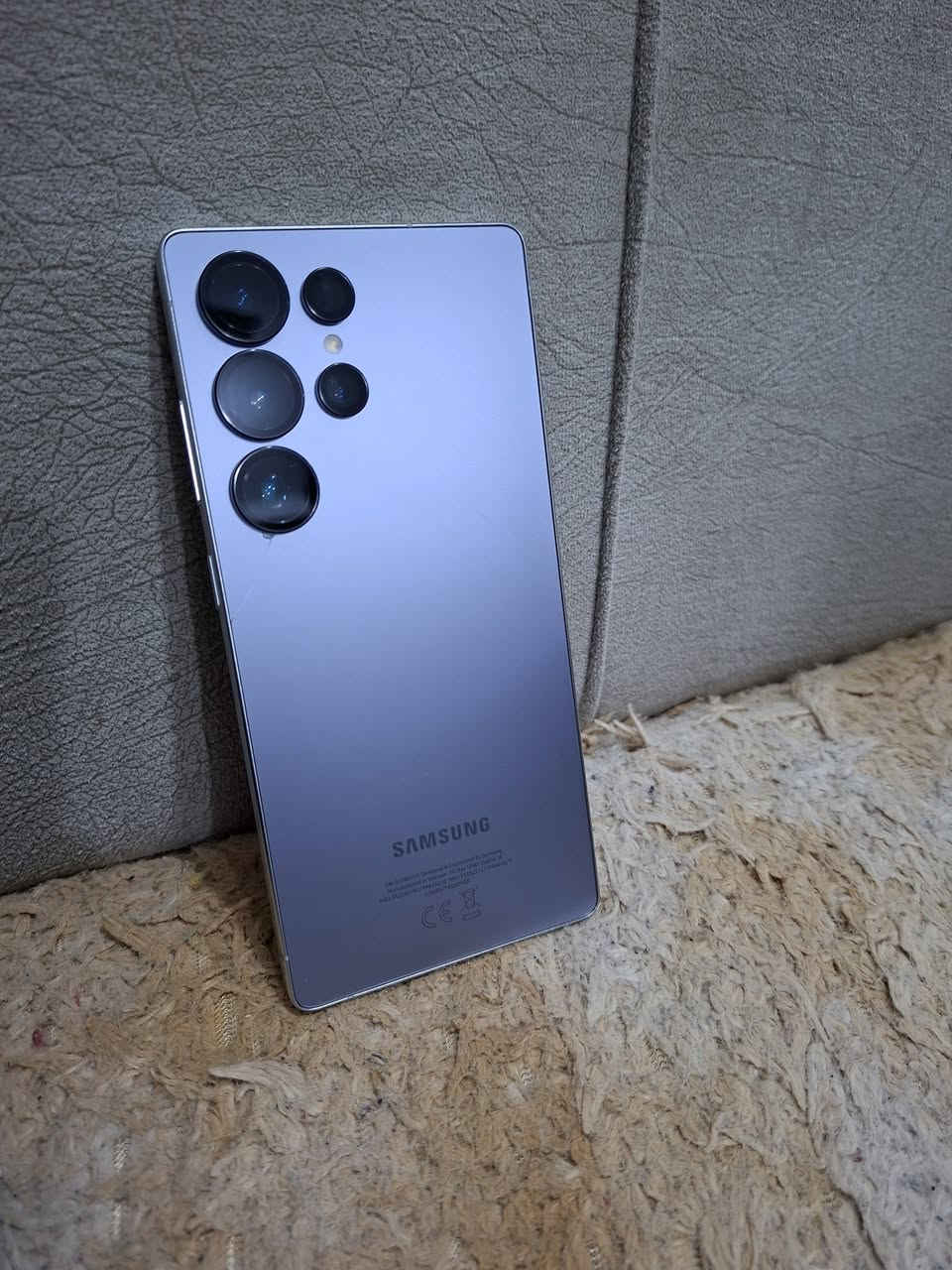 سامسونج 25 الترا مكفول بس فطر بل ضهر كدامك بل صوره مستعجل عليه السعر مليون قفل الرقم .. ***********
