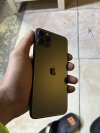 ايفون ١١ برو ماكس • شاشة اصلية • بطارية ٨٣