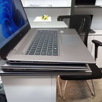 🔥 للبيع لابتوب احترافي قوي – HP ZBook Studio G5 🔥 ااسعر نار🔥🔥 ( 420$ )...