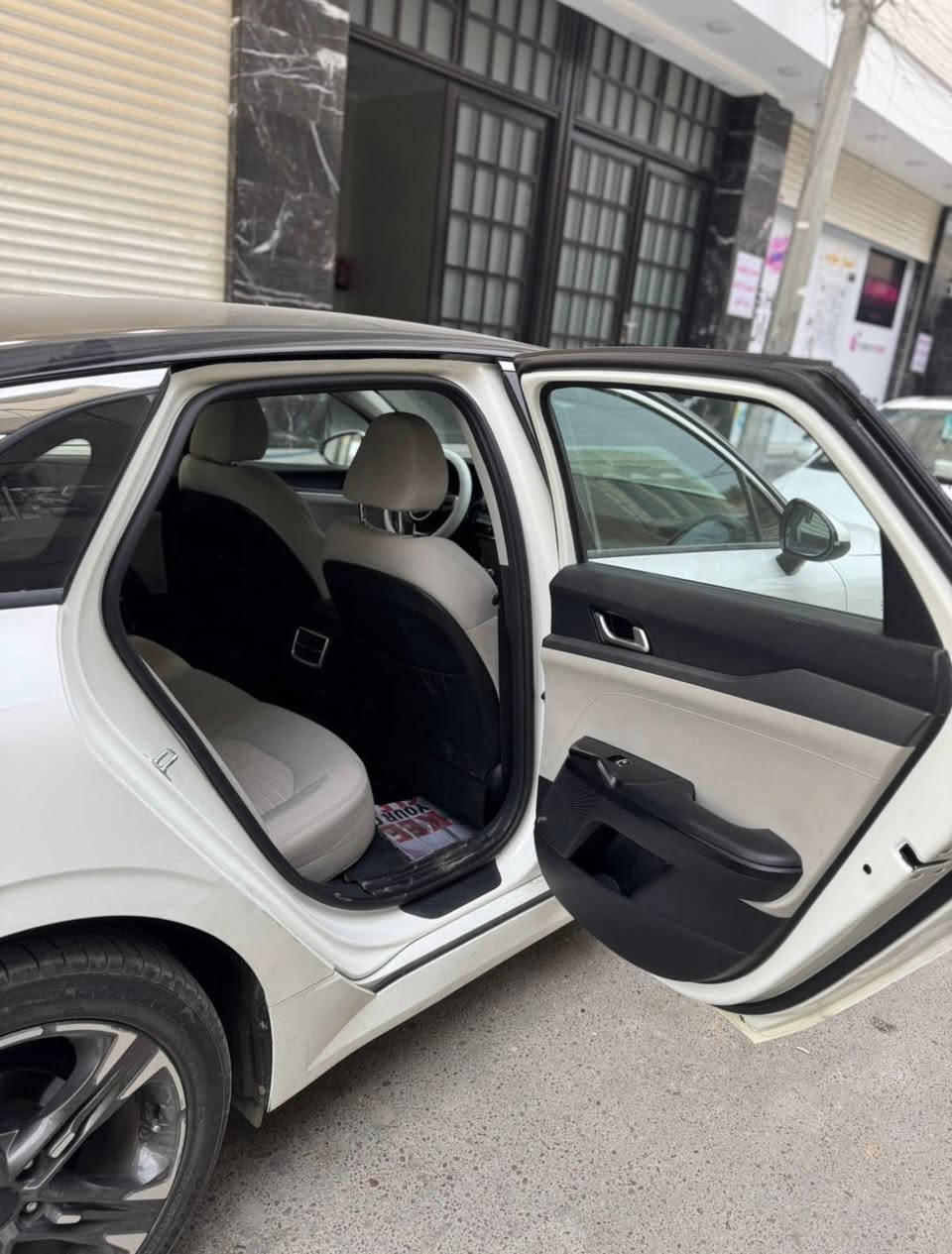 k5 2023 خليجي
فول مواصفات
بنورما 
ترحيب
اشاير بالمري 
كشنات كهرباء
صندوق ذكي 
بصمه تشغيل وبيبان 
قطعتين تبريد
محرك ٢٠٠٠ دوش المرغوب
كير atm 
الداخل ابيض 
ماشيه 50 الف 
كير محرك كهربائيات السياره مكفوله 
الضرر بارد بالجاملغ الخلفي ورصعات ما مبينه وتجي بعينك واشوف
بغداد الحرية
***********
