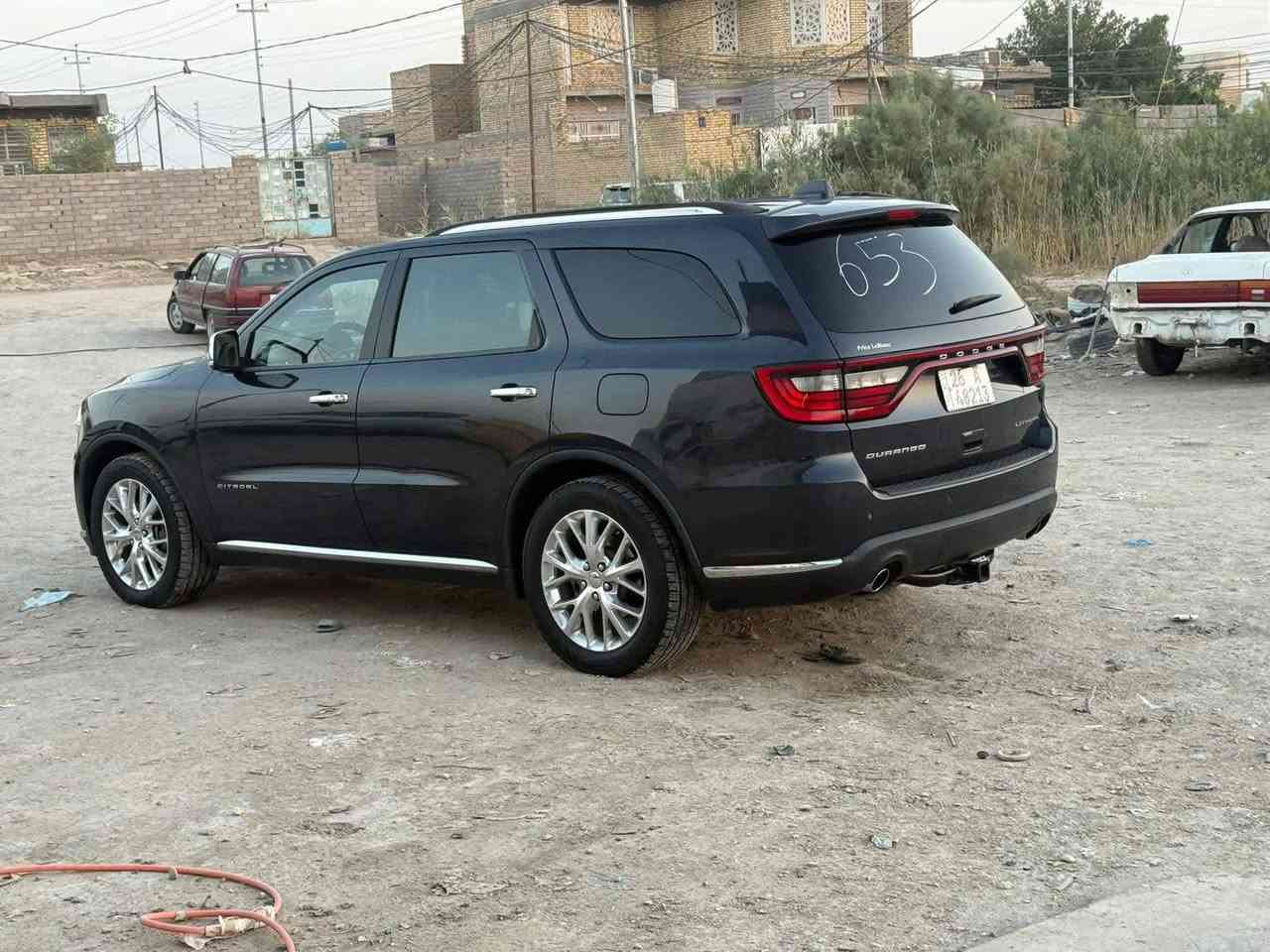 السلام عليكم للبيع فقط 
دورنكو للبيع موديل 2014 كفاله عامه من الصبغ والتبديل السياره كلش جديده   
بيها لهبت نار بالبنيد بصيطه جدآ  الفحص مرفق مع الصور 
كارفاكس ما بيها حادث مسبق
رقم انكليزي كتاب ظباط صلاح الدين تحويل ثاني يوم
مواصفات السياره سي تايتل
تدفئه كشنات
تدفئه ستيرن
كشنات كهربائيه 
شاشه ذكيه
تحكمات ستيرن
تطعيمات نيكل
بصمه ابواب
تبريد مركزي

راكب7 مكان السياره البصره زبير 
بجم كبس
السعر 225 بيها مجال ***********
