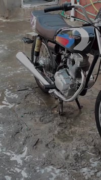 سلام وعليكم دراجه يراني للبيع ادوات دراجه حلوه ونضيفه وشلعه مكفوله من ...