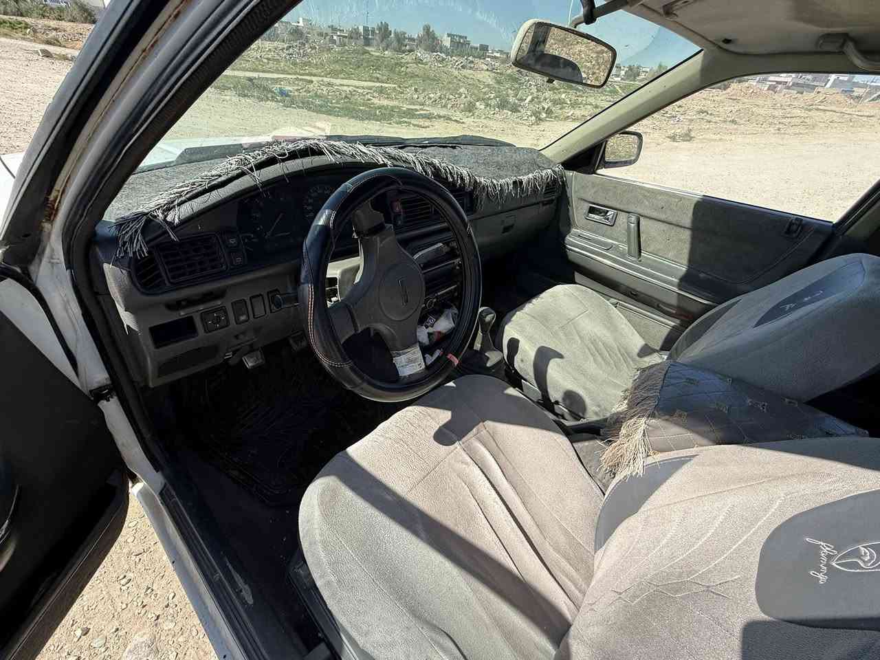 مازدا 8 بخ موديل 1990 رقم سلمانيه  جديدگير محرك  بدون ضربة ولا صبغ تريد تحويل أو وكالة موجود كوت  بانزين بيها 
مناقصها شي سعر خاص ***********
