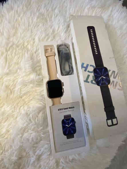 شلعة ساعات سمارت ٣١ قطعة كوالتي عالي عربي انكليزي كلهن شغالات انطيك بيهن ضمان
ب ٢٢٥ الف 

مكاني بغداد ومتاح توصيل لجميع انحاء العراق
رقمي ***********
