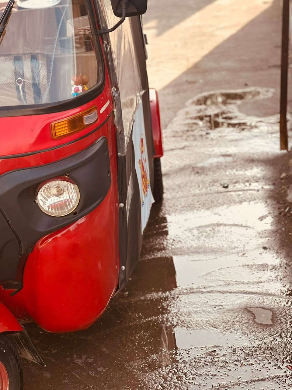 سلام عليكم تكتك البيع موديل 18 مكفوله معمر بس دوس مكينه اكسل كفاله مرقم رقم وسنويه  نكليزي بسمي العنوان بياع رقم الهاتف ***********
