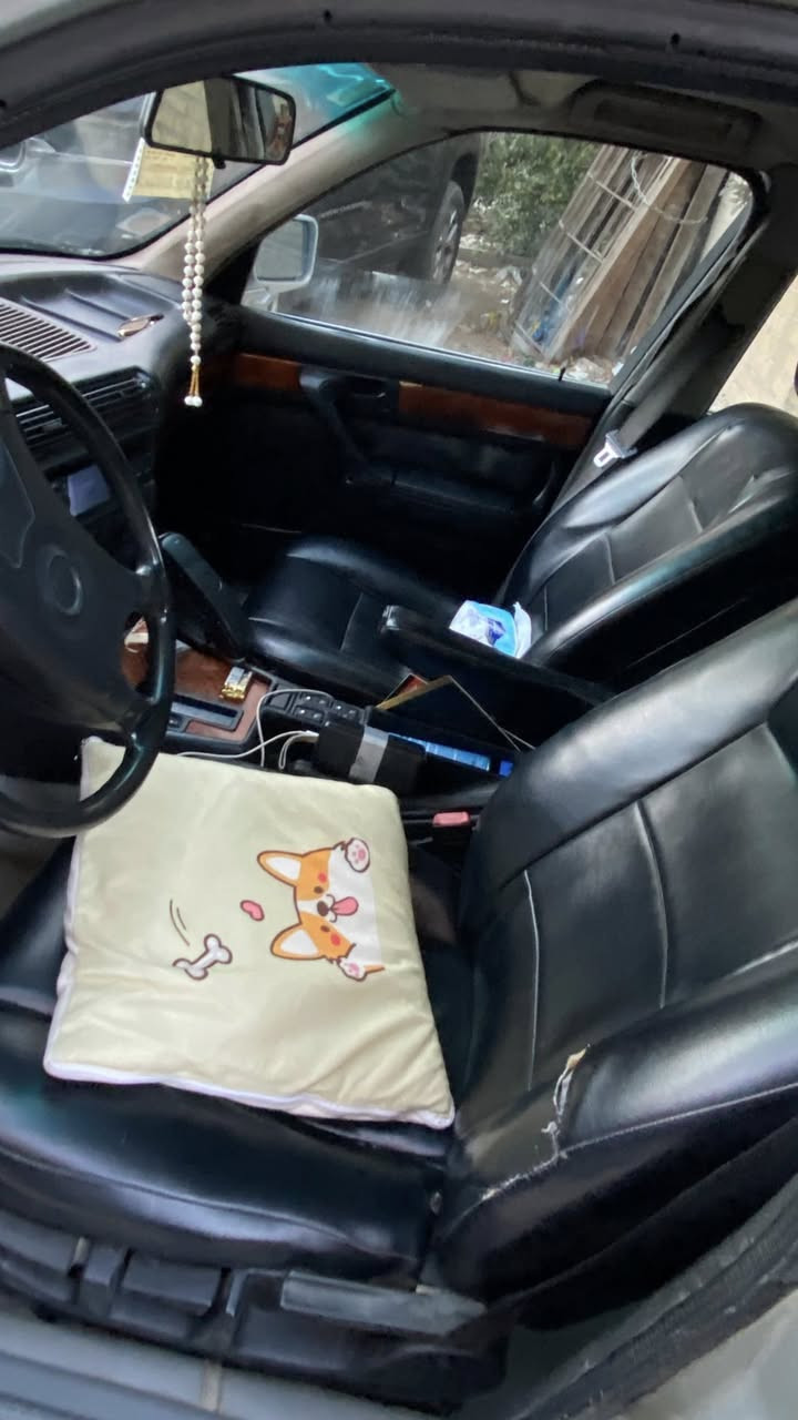 السلام عليكم

بي ام دبليو للبيع

موديل 1990
 
مكينة 3000

رقم بغداد

السيارة عالبلاد ممصبوغة بيها جراد وبيها مكانات صبغ

مكينة وكير خير من الله

صدر امامي خلفي 95 ‎%‎

جام كهربائي

مكانه بغداد

السعر 60 ورقه وبيها مجال بسيط

للاستفسار اكثر عالخاص او الاتصال

***********
