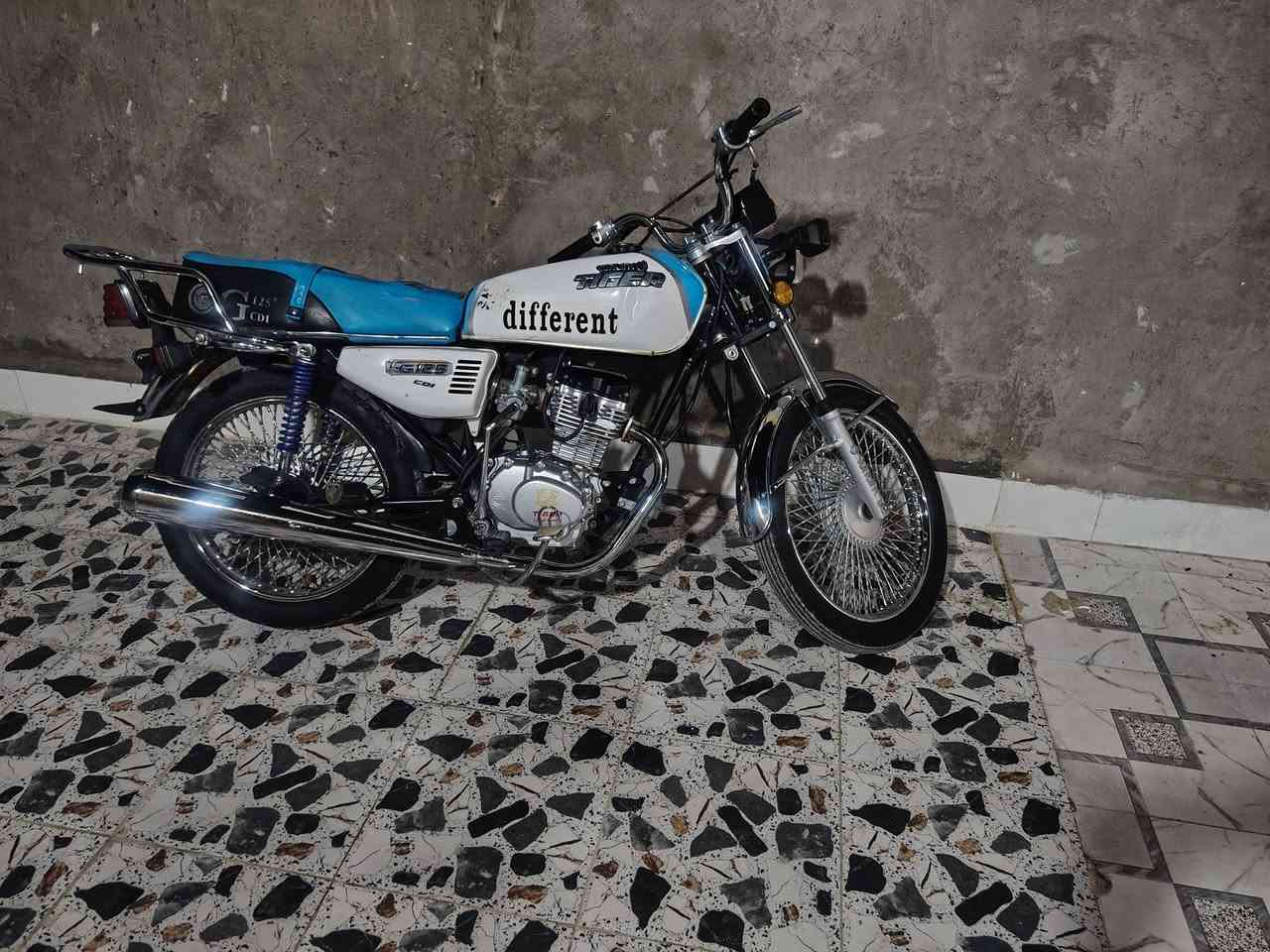 للبيع 21 طالعه وكاله صار سنتين ***********
