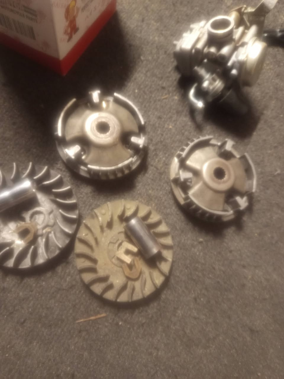 عليكم. غراض ماكس   كابريتة.  وكلجات امامي    وكلج خلفي   غيم وخذهن مكاني بصرة جمهوريهة مقابل دفاع مدني


**إذا كنت صاحب هذا الإعلان وتريد حذفه لأي سبب، رجاءا أرسل رسالة إلى الدعم الفني**