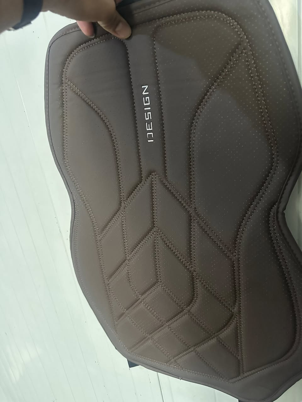 دوشمه سياره اربع مقاعد لون جوزي جديده غير مستخدم توصيل موجود ***********
