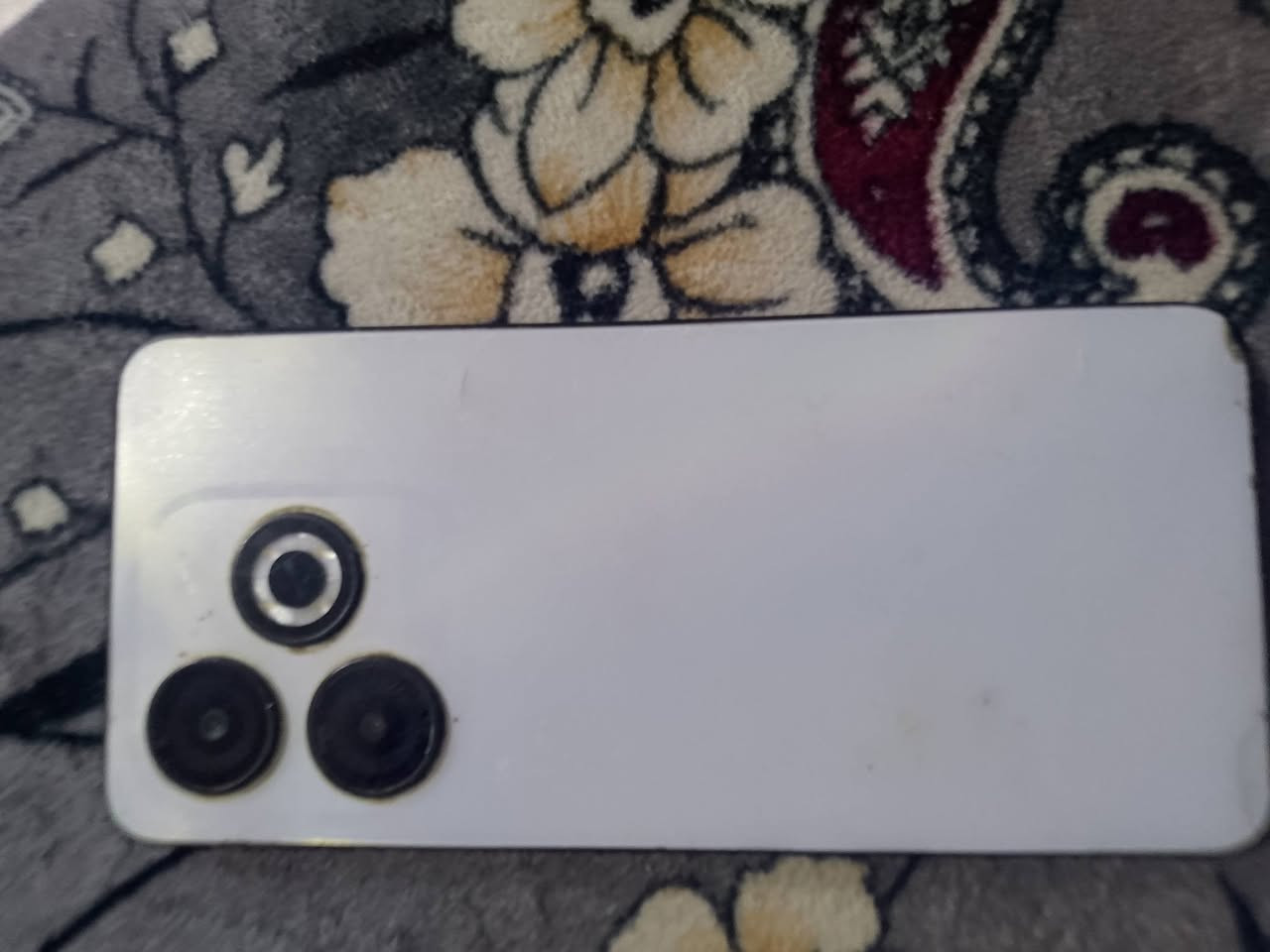 ادمن سمارت 8 ذاكره 128 مبدل  شاشه
فيفو y21 ذاكره 64 مبدل شاشه


**إذا كنت صاحب هذا الإعلان وتريد حذفه لأي سبب، رجاءا أرسل رسالة إلى الدعم الفني**