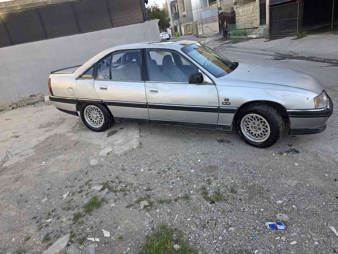 سلام عليكم أخوان اوميكا موديل 92 سلفري كوبون بنزين موجود رقم كركوك سعر 33 شرط التحويل كير عادي مكينة20 *********** بل فيس ما موجود خابر الرقم
