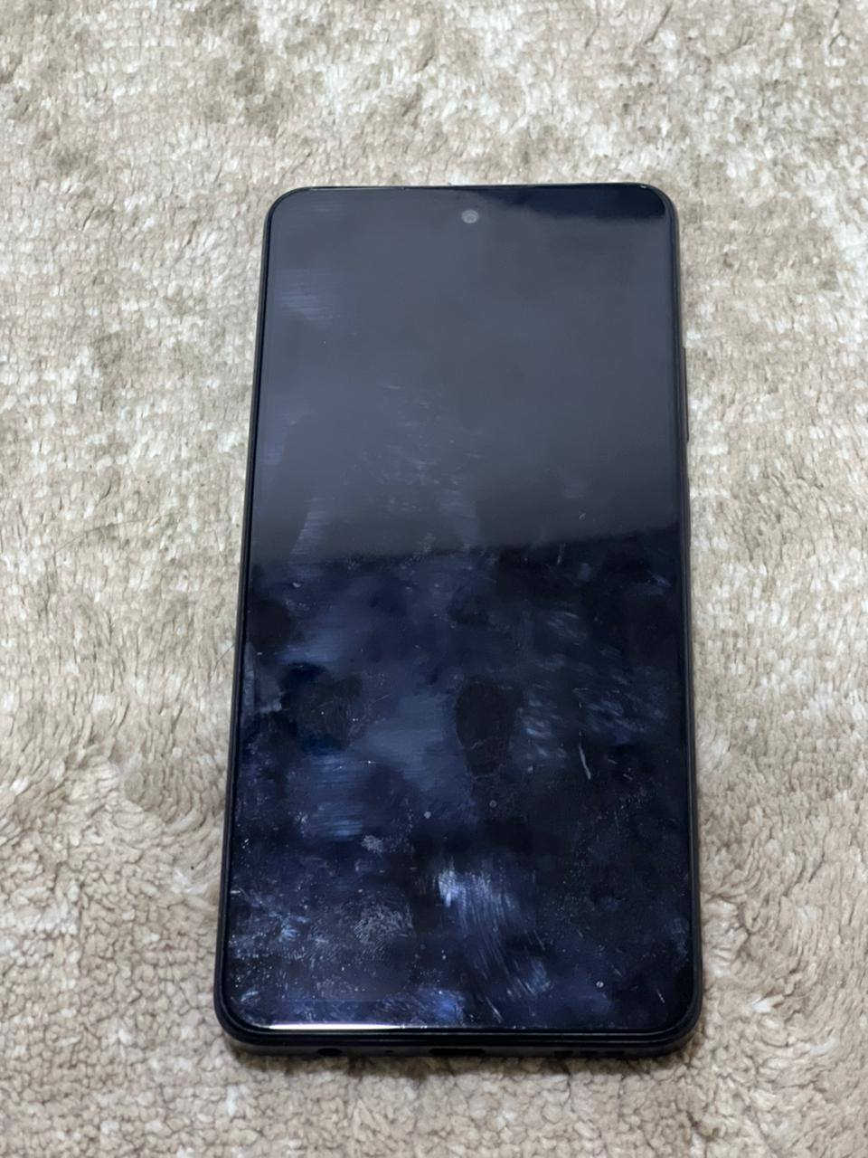 السلام عليكم 
موبايل OppoA3x 
ذاكره 128 
البطاريه 5100
جهاز حيل نضيف 
مابي ولا شخط 
ضد الكسر 

السعر 125 وبي مجال قليل 

الهاتف 
***********
