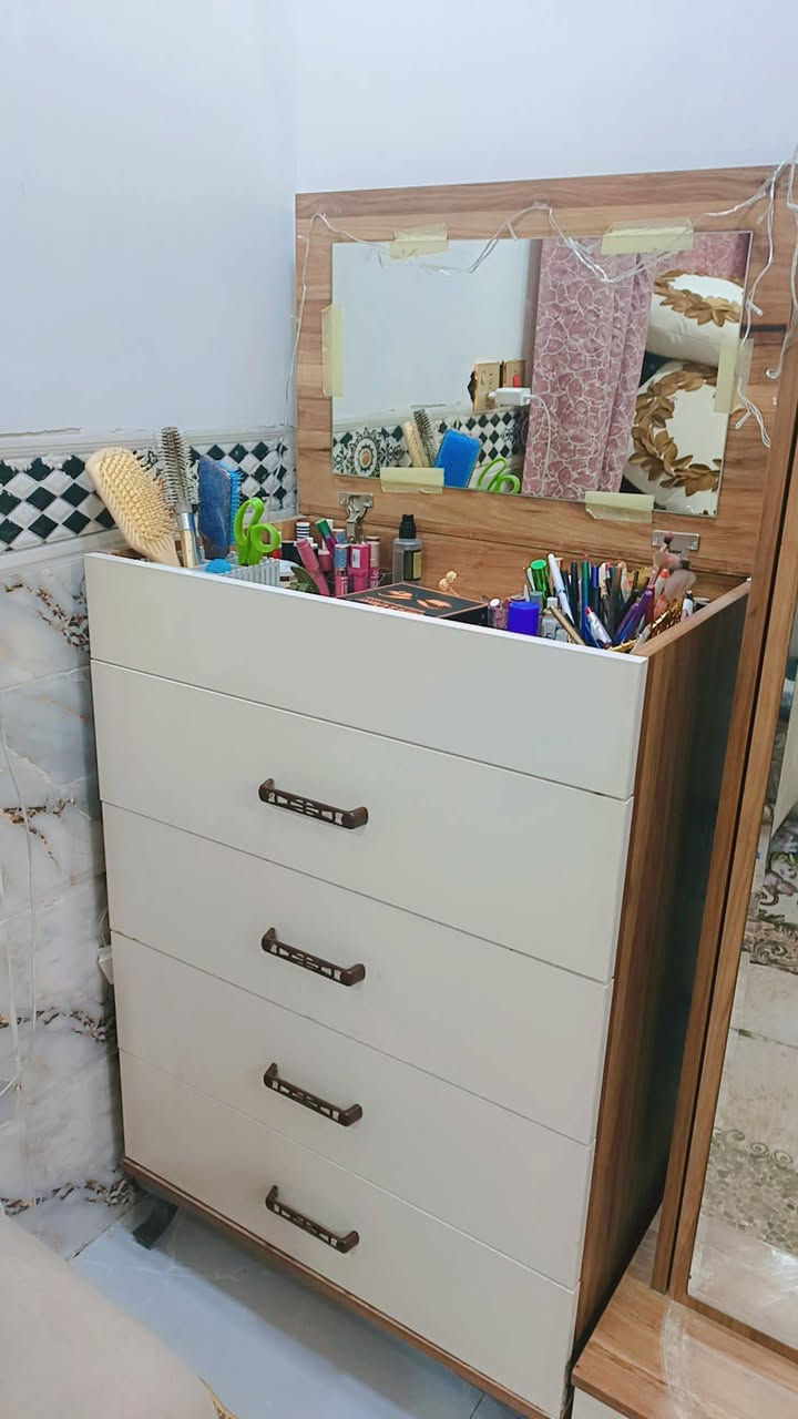 غرفة نوووم للبيع السعر 450 غرفة نضيفة كلش


**إذا كنت صاحب هذا الإعلان وتريد حذفه لأي سبب، رجاءا أرسل رسالة إلى الدعم الفني**