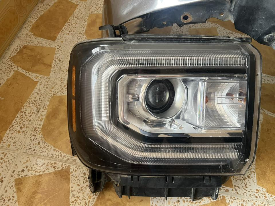 هذه المنتجات معروضة للبيع  gmc seraa 2016 2018           
***********
