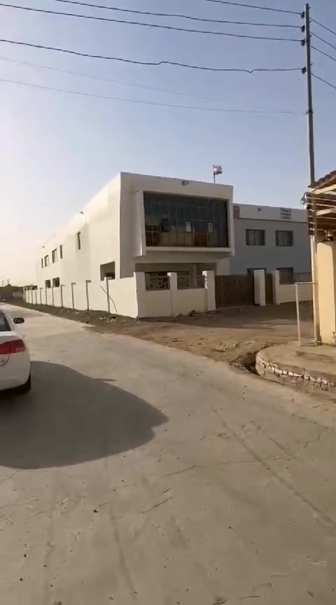 بيت للبيع حي الإمام الرضا مساحه ٩٢ قريب على الشارع العام مال عكيل بالبدايه بناء طابوك سقف كونكريت سيراميك جداري ارضيه بورسلين
المدارس قريبه مثل ماموضح بالفيديو
للتواصل ***********
