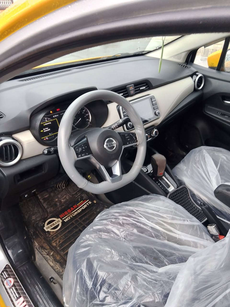 نيسان سنترا موديل 2020 سياره كلين مابيه فول مواصفات سنويه مشروع وطني دفتر بنزين موجود منضومه غاز رقم كركوك رقم جديد شرط تحويل جديد كامل من تايرات لي فوك غرامات ونقابه مصفره ،،،،سعر 140 ورقه بيه مجال قليل كركوك شارع مطار ***********
