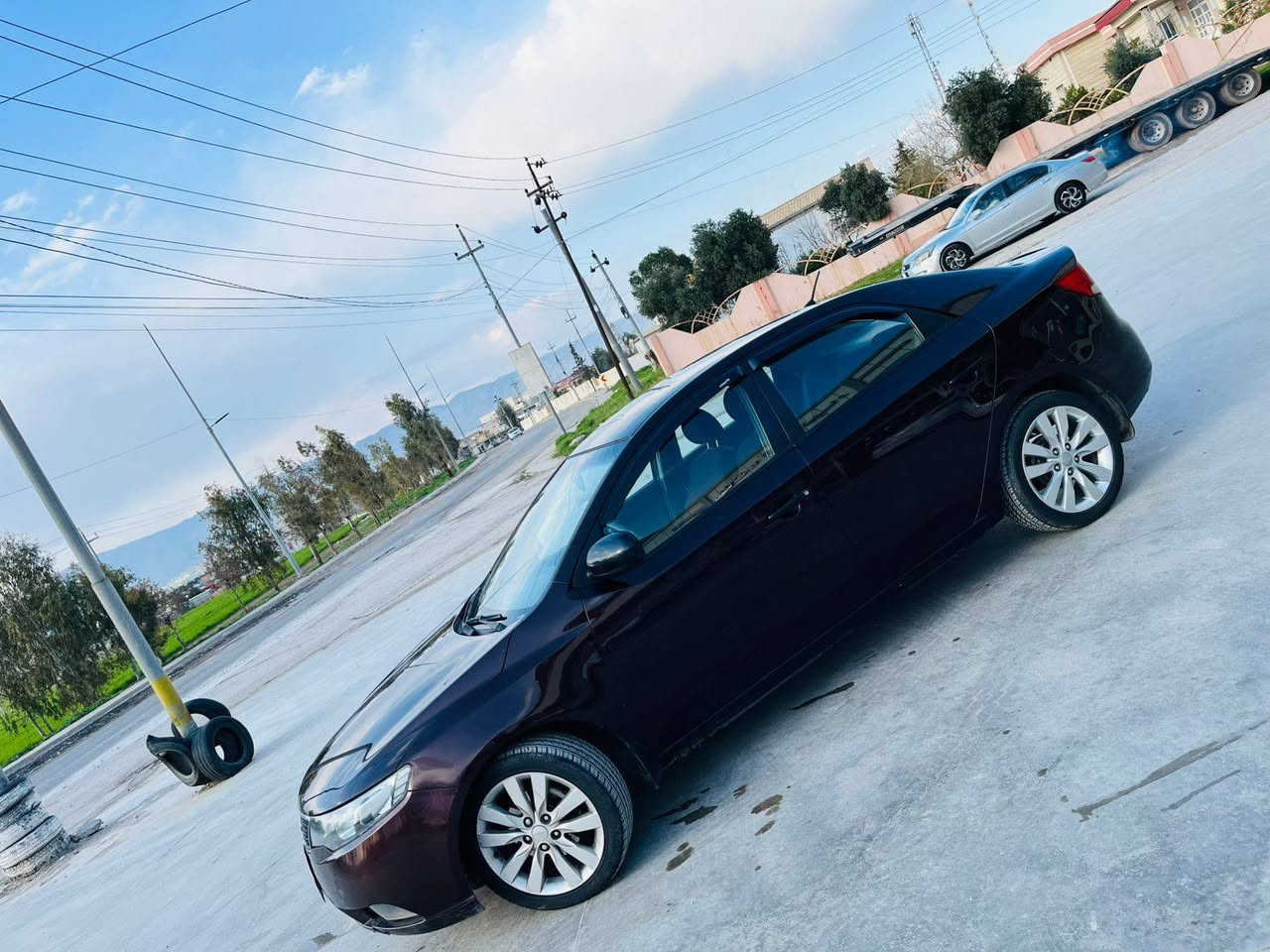 کیا سیراتو 2011 _گێر توماتیك
گێر و مەکینە شەرت 
تەحویل و غرامە شەرت
غرامە  410 هزار
 2 دەرگەهـ و قەپاغ سندوق  سبغ
بێ داخل  
سعر 85 مەجال
جهـ قسروك *********** دهوك, العراق
