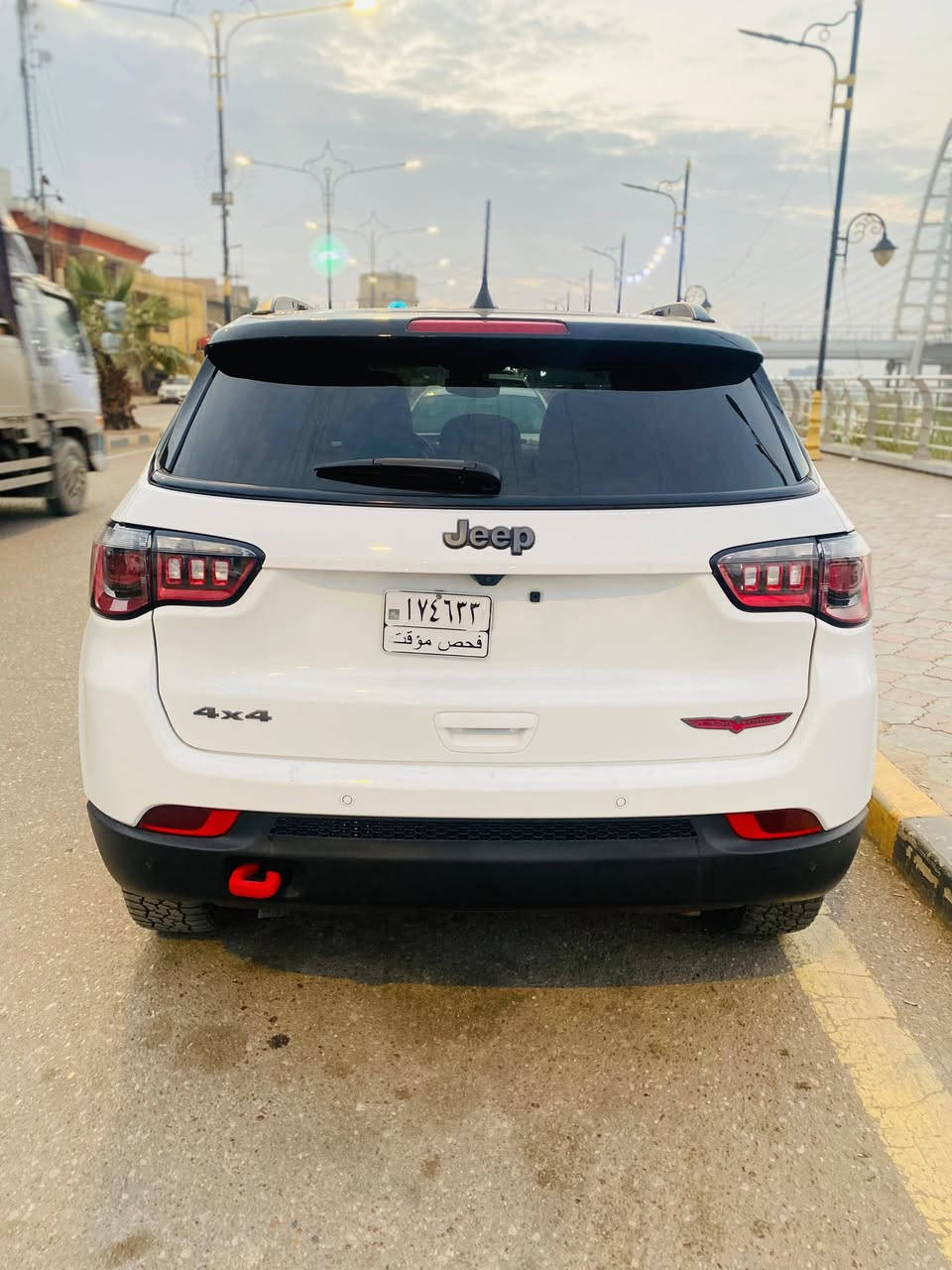 كومابس ترايل هوك 24 مرقم ميسان انگليزي ***********
