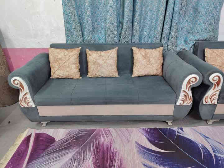 تخم للبيع تزكام تركي كلش نضيف 15 مقاعد السعر 140 وبي مجال العنوان كربلاء بدايد امن الداخلي يوجد توصيل داخل كربلاء الستفسار ‏‪***********‬‏
