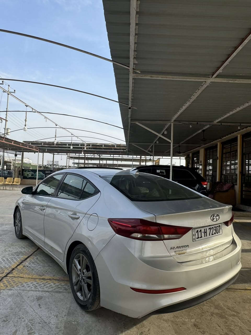 السلام عليكم 

النترا 2018 امريكي مكفوله حادثها فقط الدعاميه 

فول مواصفات 

فتحه - بصمه - نقط عمياء -حساسات - كامره -تحكمات جهتين 

السعر 125 بيها مجال قليل 

ديالى بعقوبه او الخالص 
***********
