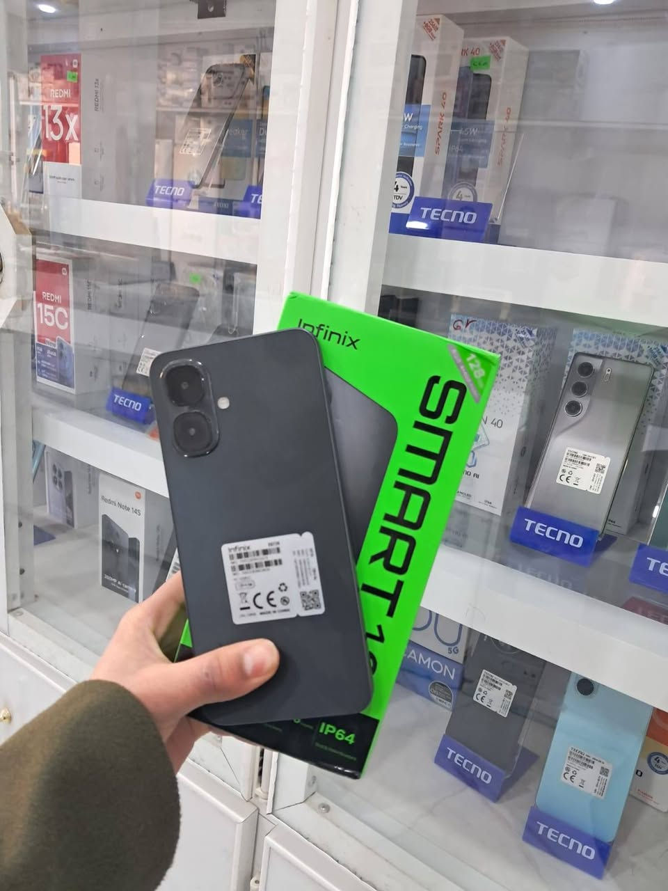 جهاز الـINfinix يمنة
بضمان الوكالة 
📱 أجهزة تجمع بين:
⚡ سرعة بالأداء حتى مع الاستخدام الطويل
🔋 بطارية تعيش يومك براحة
📸 كاميرا تعطيك صور واضحة بألوان واقعية
🌈 شاشة مريحة للعين ومثالية للتصفح والمشاهدة
💳 خدمة التقسيط المريح
📲 احجز جهازك اليوم وكن أول المستفيدين

مجمع الانوار للنقد والتقسيط 
الفرع الاول ***********
القاسم - مقابل شارع ام عياش 
الفرع الثاني ***********
الطليعة -مجاور روضة الفردوس
