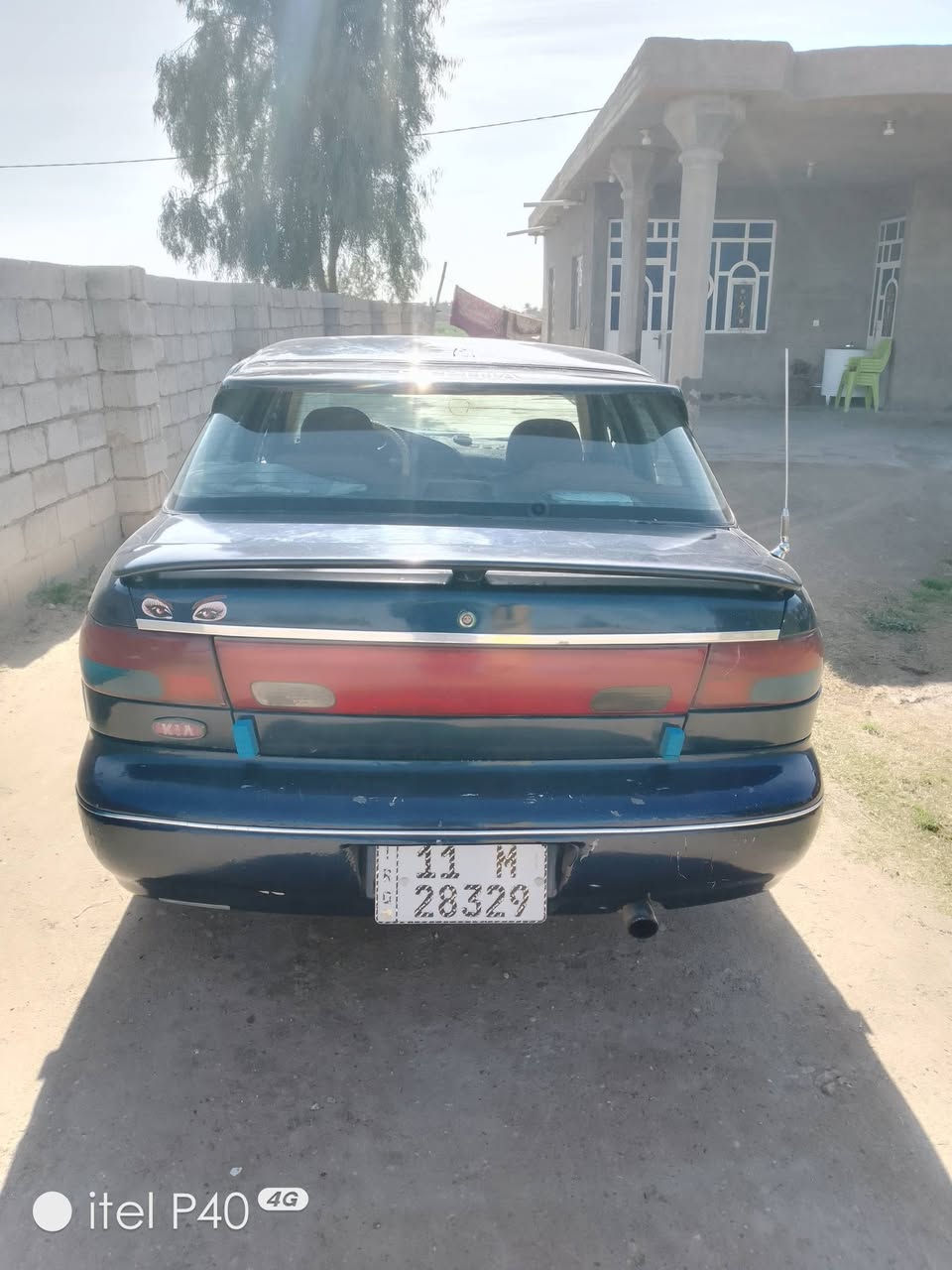 كيا سيفيا للبيع سعره 40وبيه مجال
موديل 95 مشروع وطني
رقم بغداد انكليزي 
 صبغ عام جمالي 
رقم ***********
سكن بغداد صدر اليوسفية
