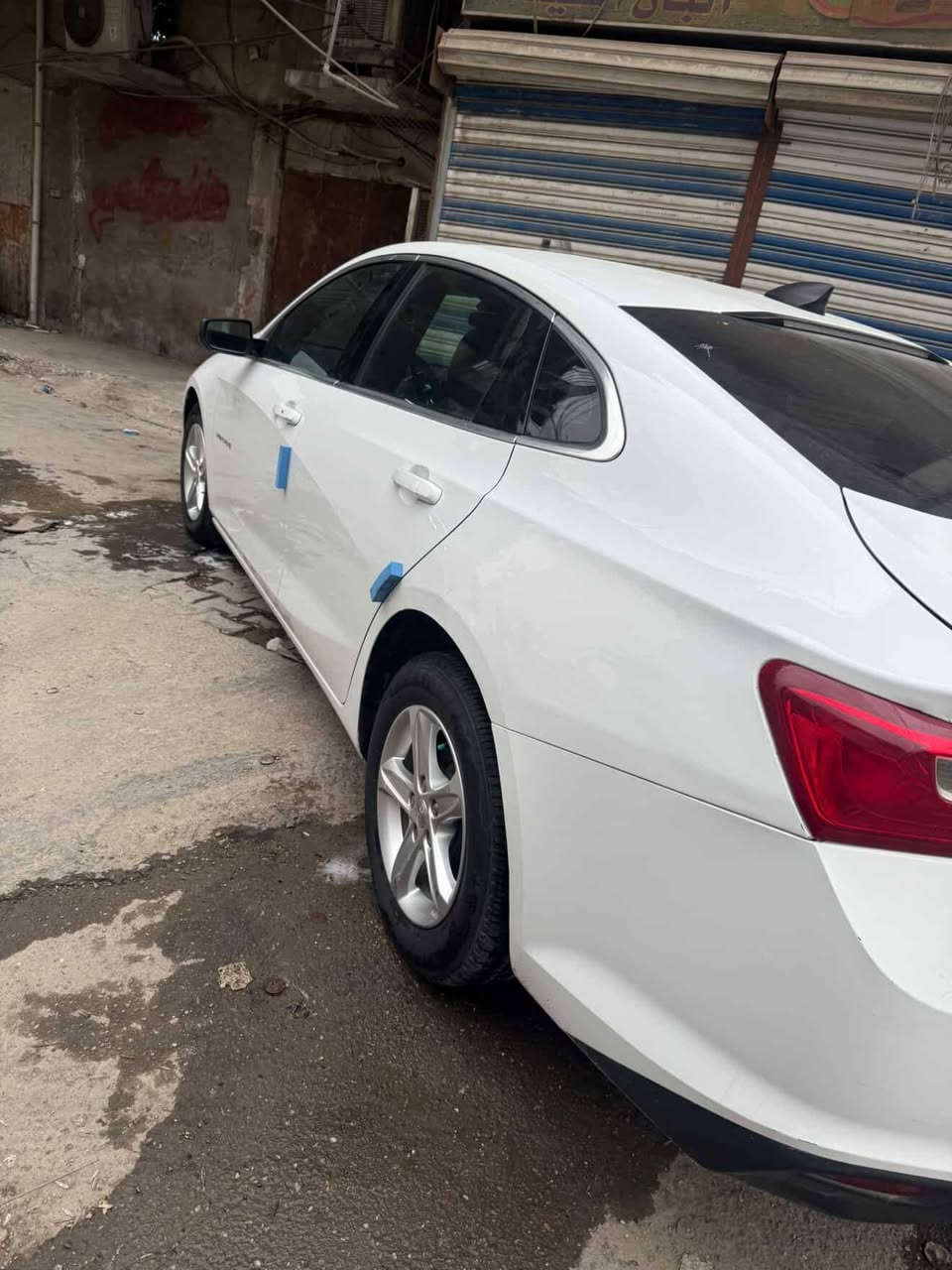 ماليبو مدويل 2023
كشنات تدفه رادارات 
بيها هواي مواصفات بجم بلادي 
فقط جنطه راجع ع بارد بيها تكحيل مكان سيارة بغداد 
***********
