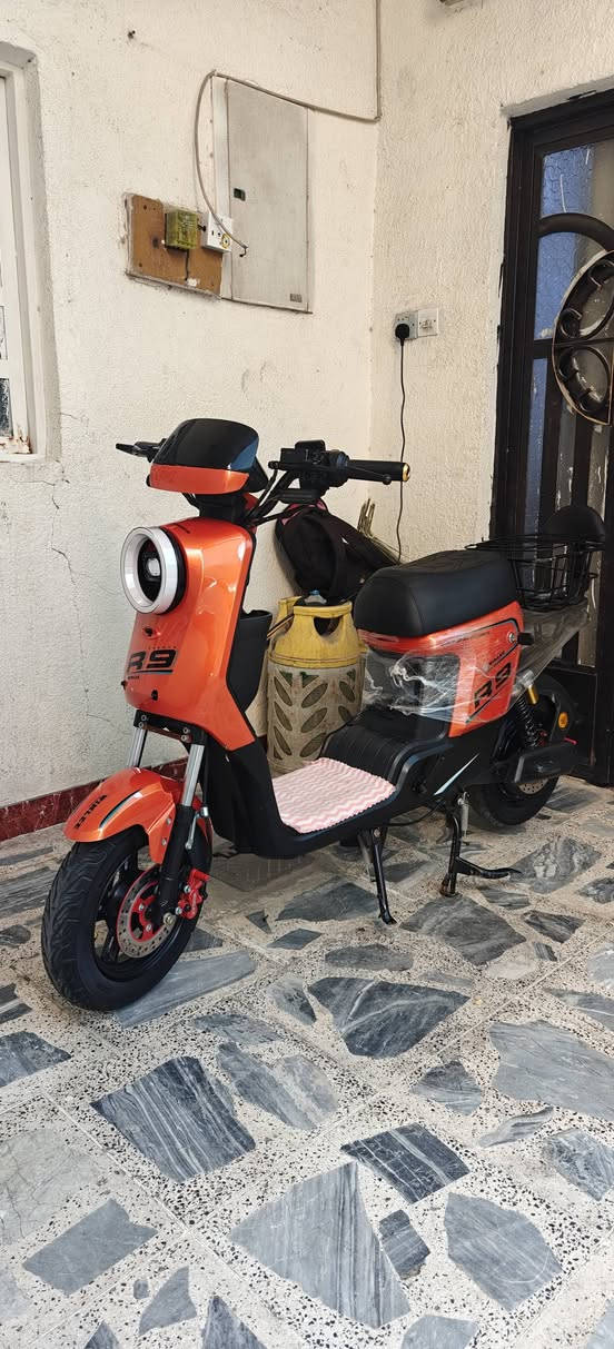 R9للبيع ***********
