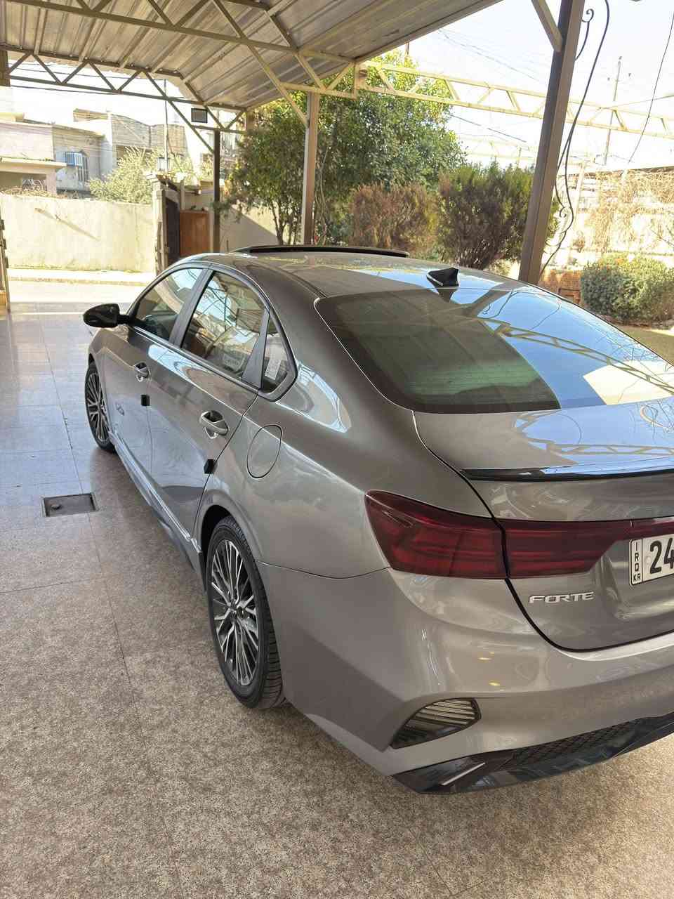 فورتي موديل 2022 ماشي 25000mi ضرر جاملغ خلفي جه السايق
بدون ايربك بدون دواخل 

‭0788 440 4553‬
