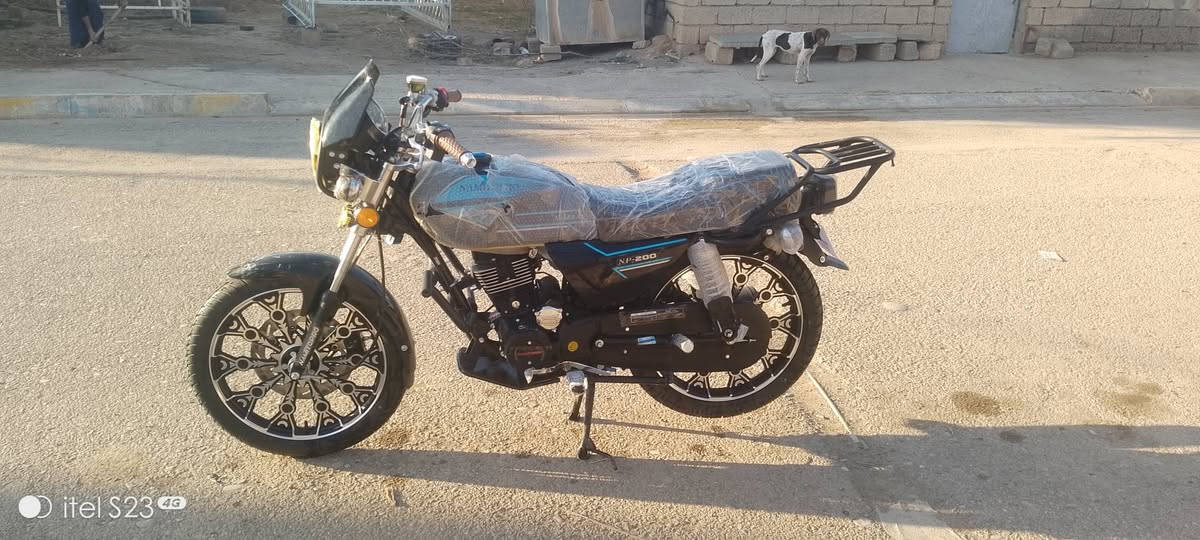 السلام دراجه للبيع
صار سبوع من نزلت 
من الشركه ماشيه شي قليل
نوع نامه برو
موديل2026
محرك 200
الشراي يتصل***********
