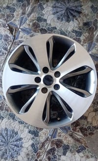 للبيع 07733607788  لاعواج ولا لحيم ولا تعديل