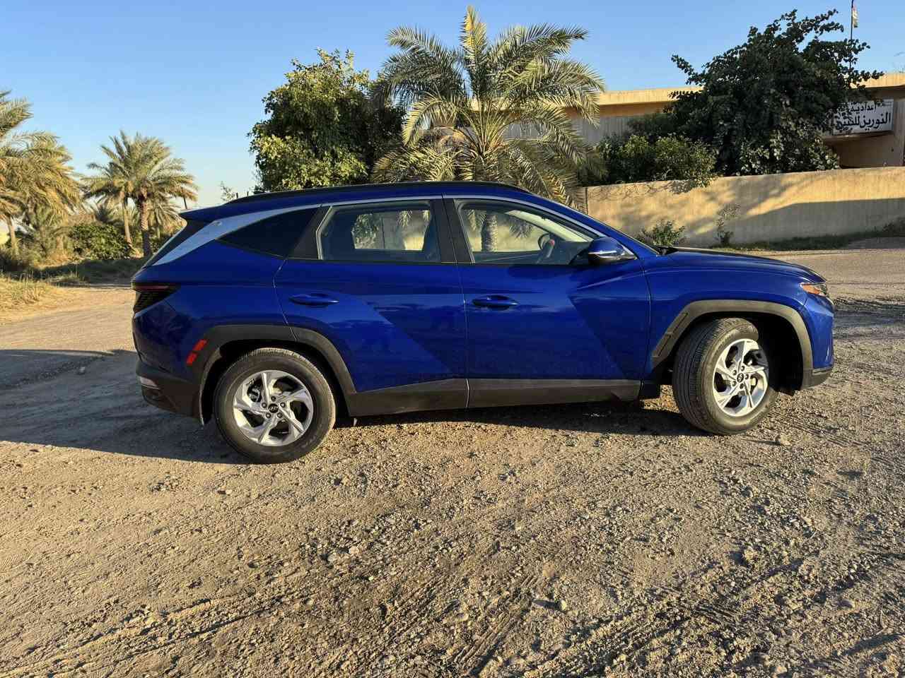 السلام عليكم
البيع توسان 2023
رقم بغداد 
ماشيه 30الف كيلو متر ضرر تبديل بنيد فقط
مواصفات 
بصمه وبصمه ابواب 
تشغيل عن بعد اشاره ترحيب
مكينه 2500GDI
انظمه قياده متعدد
وقوف ذاتي 
رادار امامي خلفي جانبي
صندوك كهربائي اشاره بلمري شحن لاسلكي 
السعر 187بيها مجال بسيط 
العنوان بغداد قرب بسمايه
رقمي ***********
