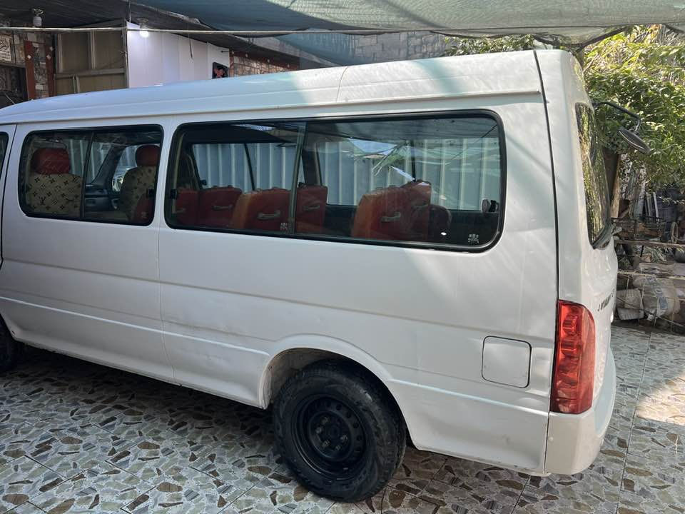 السلام عليكم من رخصت الادمن 
جمبي H1للبيع موديل 14 كير محرك اكسن خير من الله 

حداديه حلوه تخم تاير مكان السياره بابل أي ستفسار 

اتصل وخادم السعر 82 وبيه مجال *********** 
***********
