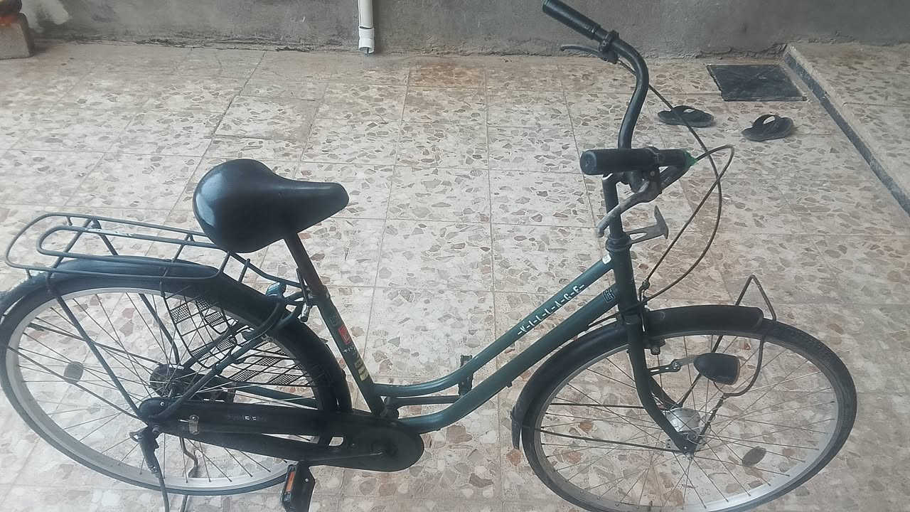 للبيع بايسكل ياباني ASAHICYCLE
نظافة 95%، بدون فيتر، 
السبب: مستعجل 
السعر: 110 الف دينار وقابل للتفاوض البسيط للشراي
المكان: النجف الاشرف


**إذا كنت صاحب هذا الإعلان وتريد حذفه لأي سبب، رجاءا أرسل رسالة إلى الدعم الفني**