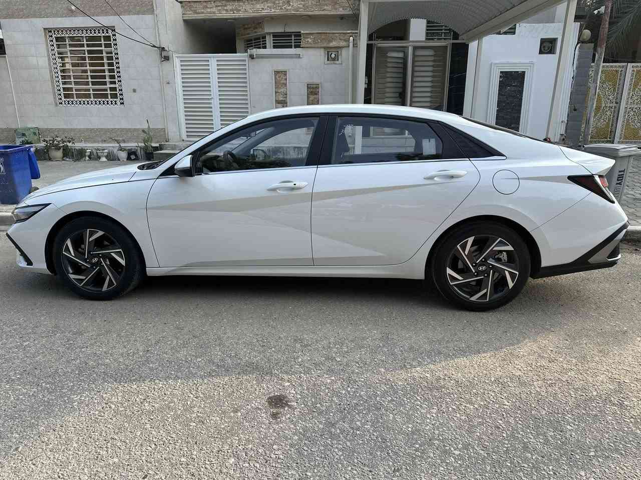 🚗 للبيع: هونداي إلنترا 2024 خليجي – تجميع صيني

📌 السيارة مسجلة رقم أربيل باسم شركة
💰 السعر: 145 
📍 الموقع: النجف الأشرف
📞 للتواصل: ***********
🔹 المواصفات:
• محرك 1500 سي سي – دبل نوزل
• فول المواصفات
• بصمة تشغيل
• فتحة سقف
• حساسات أمامية وخلفية
• كاميرا خلفية
• شاشة وسطية
• سايد بريك زر
• أوتو هولد
• لوحة ديجيتال Dashboard
• تبريد بطريقتين
• إضاءة LED نهارية
• مثبت سرعة (Cruise Control)
