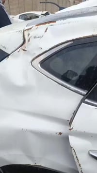 توسان مديل 2020 بصمه سياره  محرك وشاصي وكير سليمات سياره فقط مكلوبه رق...