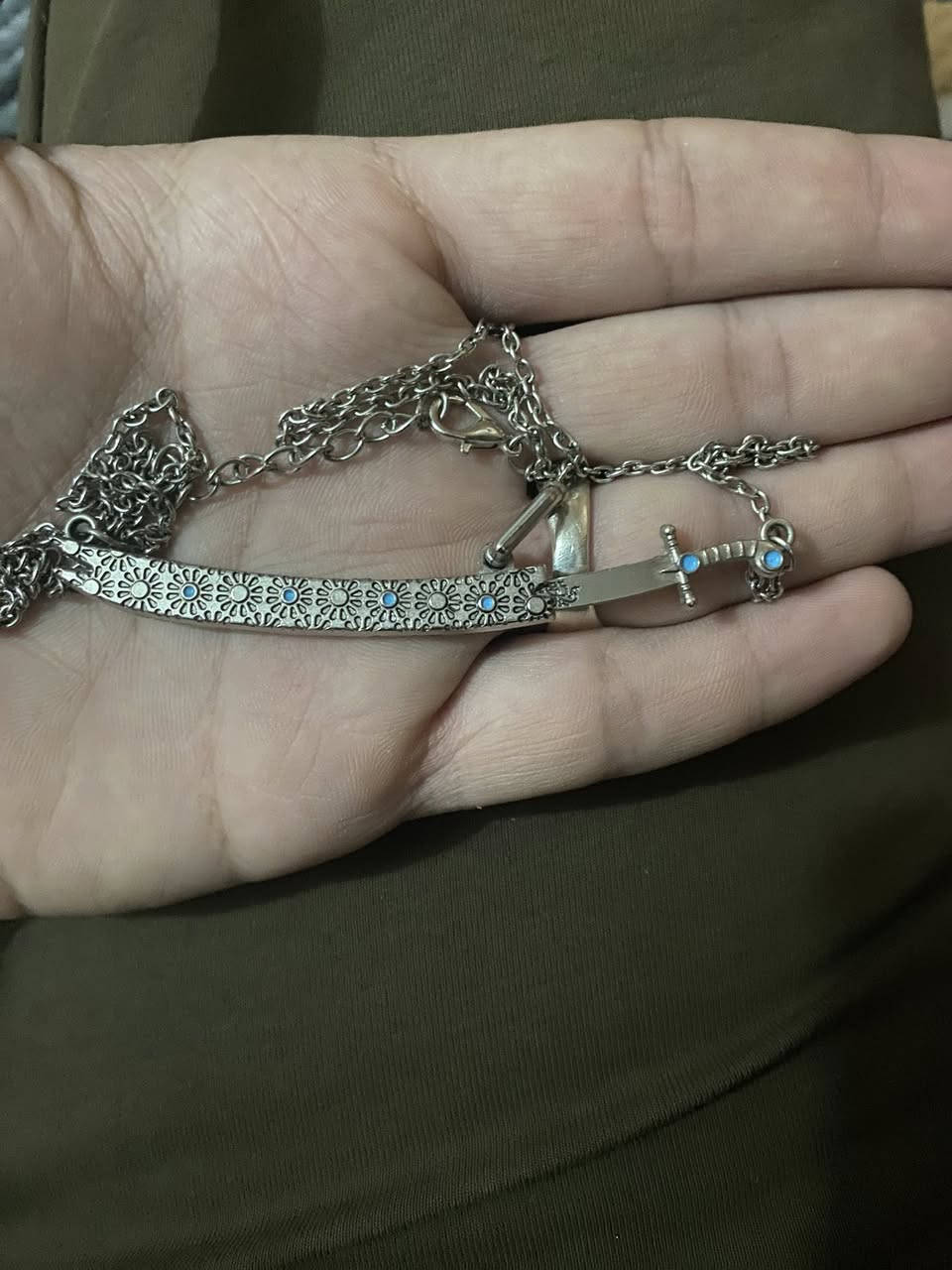 إسوارات  فضة طلاء إيطالي مع قلادة سيف الامام علي (عليه السلام )وأساور احجار


**إذا كنت صاحب هذا الإعلان وتريد حذفه لأي سبب، رجاءا أرسل رسالة إلى الدعم الفني**