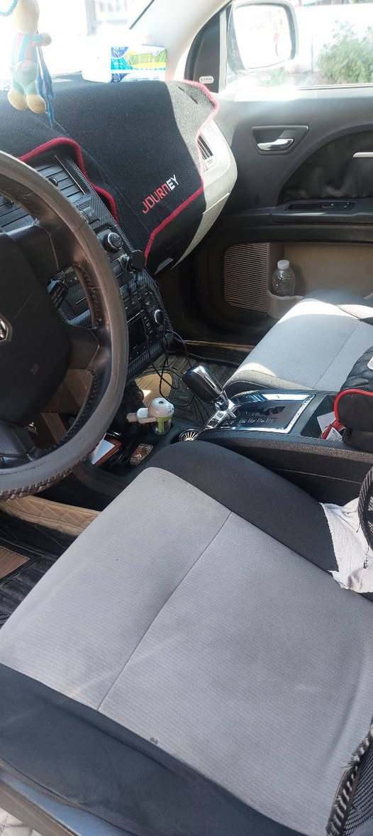 دوج جورني ٢٠٠٩ محرك ٣٥٠٠ رقم بغداد انكليزي فقط صبغ قطعتين بدون تبديل السعر ٩٠ وبي مجال بسيط ***********
