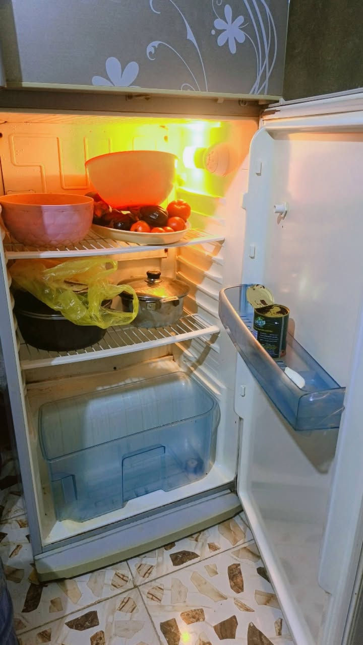 للبيع اغراض بيت نظاف جدا وعلى فحص مكان حله
‏‪***********‬‏
