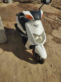 دراجة سكنس ياباني محرك مفتوح مرة وحدة مجفتهة قبل شهر  كفر نضيف مثل لي ...