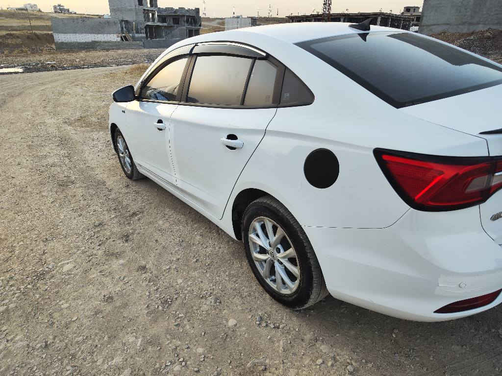 ئیمجی٥ ستاندار ٢٠٢٤ بویاخ تەنک زەضماني شەریکە تەنها ٤٥ هەزار رویشتوە و هەموو سیرفز و شتی لەکاتی خوی بوو کراوە سبوخ هیجی پیوە نییە بەس یەک دوو پەلە pdr پیوەییە و لە وینەکان جوان دیاری کراوە سونەرەی تازە بوو کراوە ...کامل گاعیو بەرگە کوشنو سوکان تەقەلی لێدراوە..پاتری تازە گوراوە .. تەعدیل سورعە..ویل کەپ ...لاید کهربای بەرزو نزم.... بەگ لاید لید...دژە خلیسک تراکشن...ئاوینە ئیشارەت...حاسەی دواوەشی بوو دانراوە کامل جوانکاری و شتی بوو کراوە
یەک دینار مەسرەفی نییە
سعری ٩٨ گەلا کەمی معامەلە..تپ گەر مەشتەری نیت تیل مەکە لەگەل ڕیزم  
*********** السليمانية, العراق
