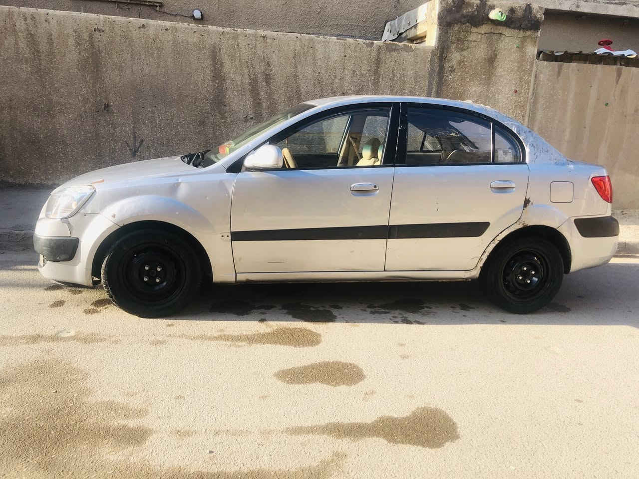 كيا ريو.  موديل 2009 السعر 50
مكاني بغداد الحبيبيه ***********
