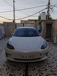 تسلا موديل 3 • ٢٠٢٢ • كهرباء ١٠٠٪