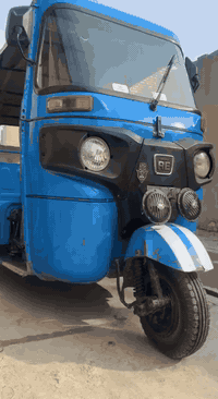 تكتك للبيع 21شهر 12مستعجل عل بيعه مرقمه بابل مكفوله محرك مكفول كشر ماكو لا صبغ ولا معجون بس عوزها تعميرات دوس وخفايف باردد
مكان القاسم 
***********
