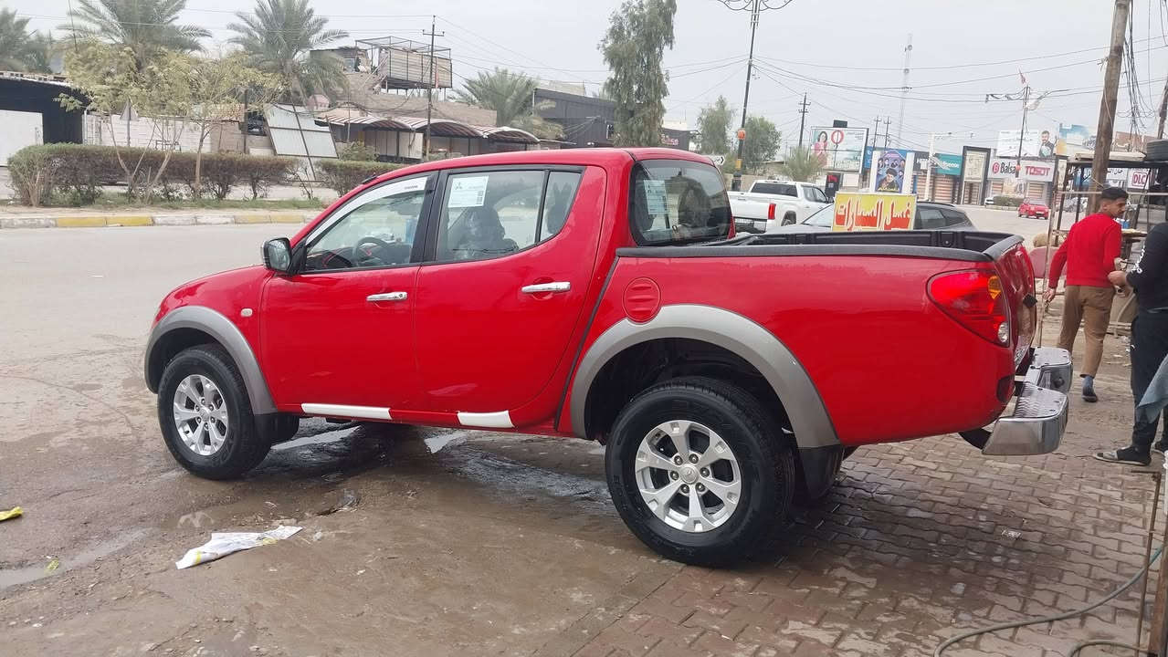 مسيبوشي 2015 فورويل اوتماتيك ٦سلندر كفالة من الصبغ والتبديل والحادث سنوية ورقم وهزة جديد كله بغداد الدولي باسمي  برغي ممفتوح بيها ع الشركة بدون نقص📍📍كهربائيات كلها شغالة صدر امامي خلفي جديد تبريد تدفئة شغال باتري جديد جاهزة من كلشي وعليها اضافات الف ماتصرفلها باسمي مال جناي سعر ١٧٣
#تحويل_مباشر 
#العنوان_ديالى_بعقوبة 
للاستفسار للشراي ☎️📞
***********
