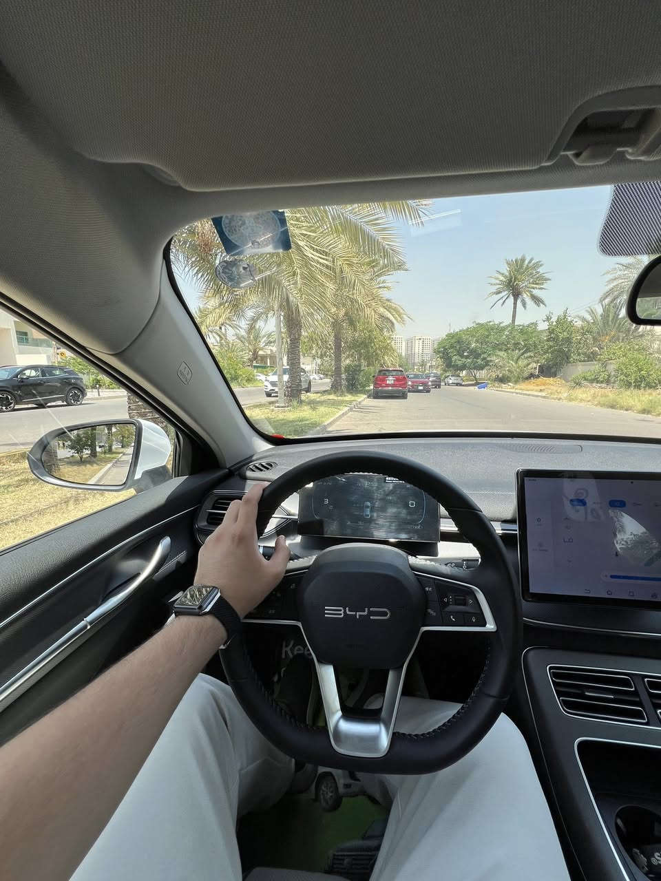 دستروي موديل 2025 
مكفولـة  كفالة عامـة 
مرقم بغداد بسمي
 كامل ملحقاتها 
مكانها بغداد // السيدية

السعر 19.800
***********
