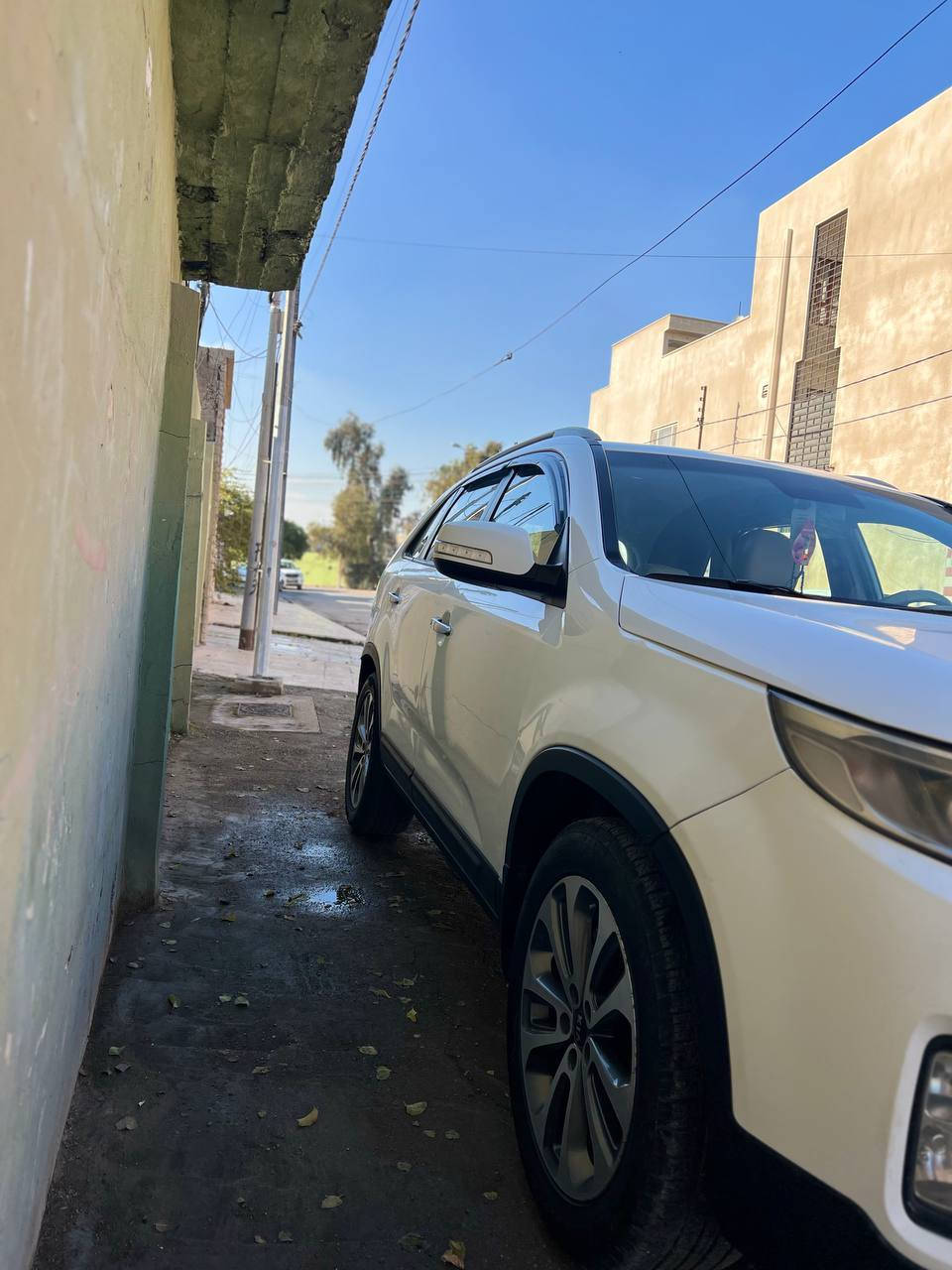 السلام عليكم اخوان سياره سورنتو موديل 2015 للبيع السياره فول موصفات عدا البنراما سونارها موجود بل صور سعرها 160 وبيها مجال للاستفسار ***********
